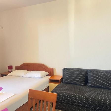 Apartments Radosevic 울친 외부 사진