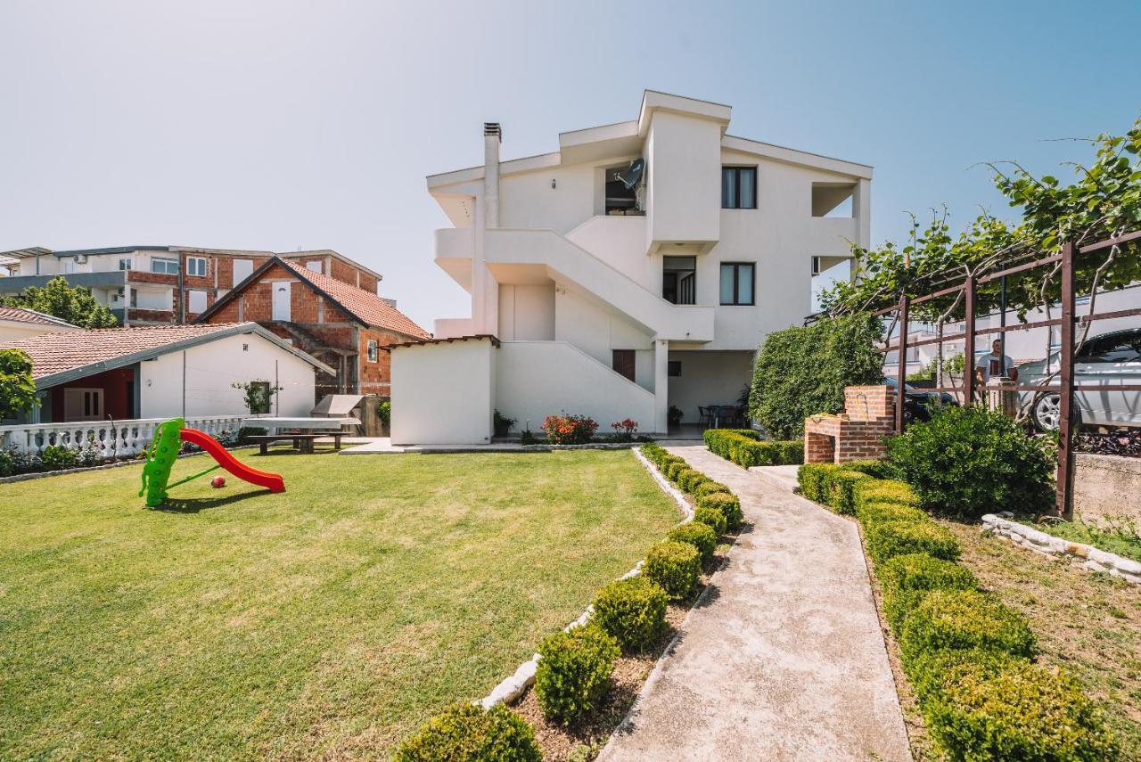 Apartments Radosevic 울친 외부 사진