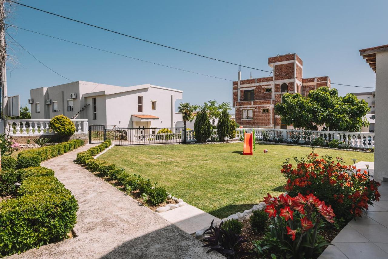 Apartments Radosevic 울친 외부 사진