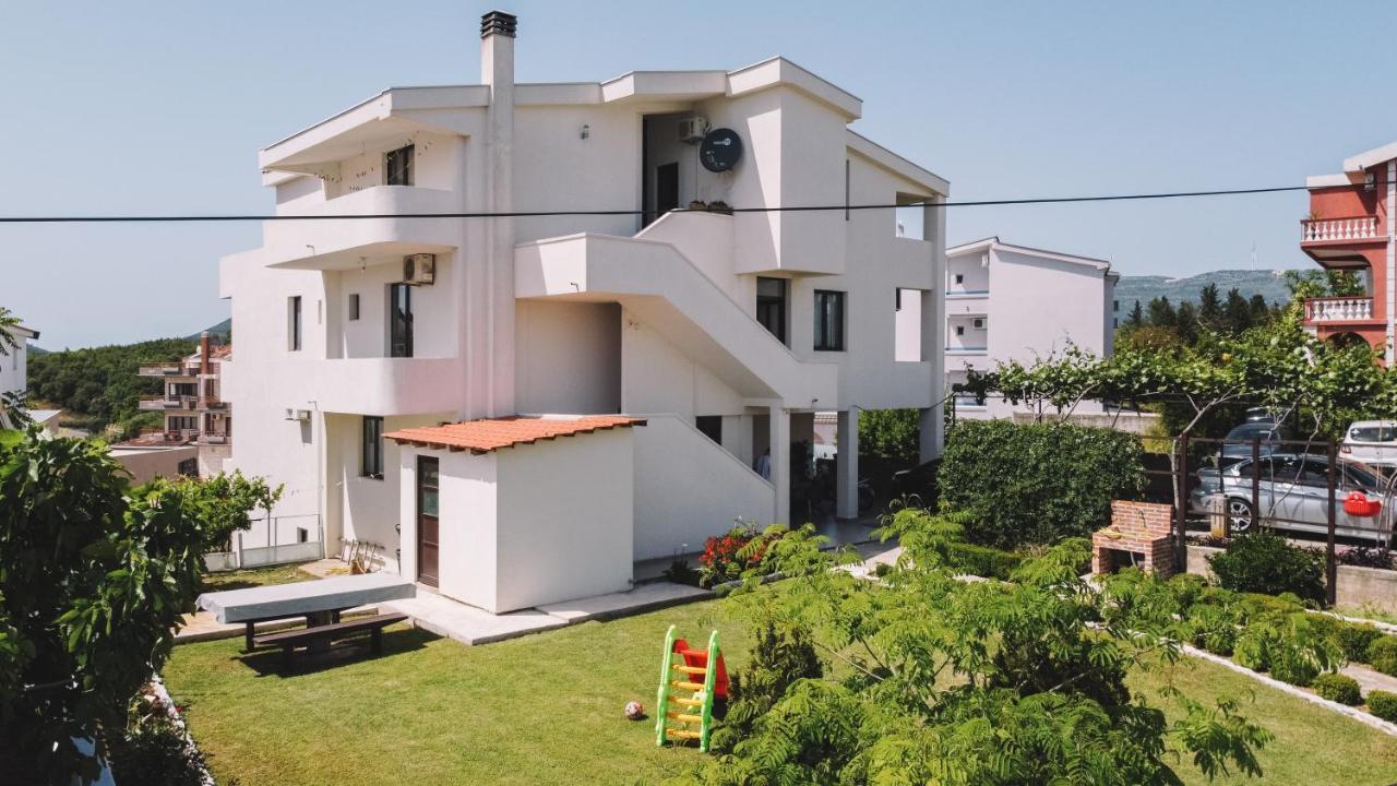 Apartments Radosevic 울친 외부 사진