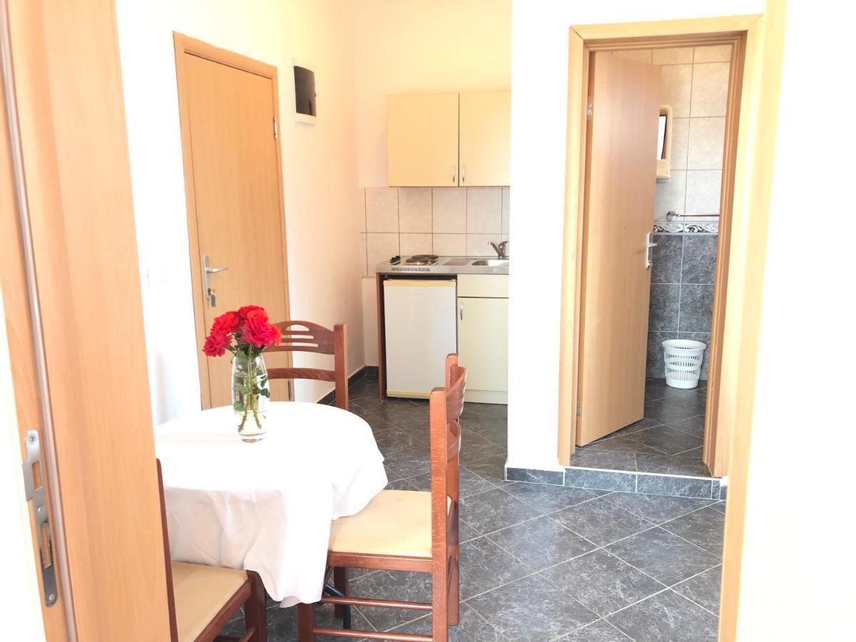 Apartments Radosevic 울친 외부 사진