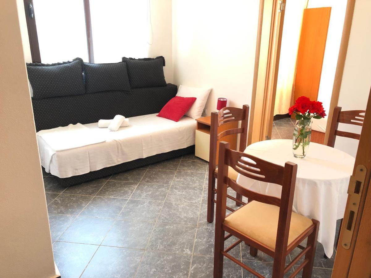 Apartments Radosevic 울친 외부 사진