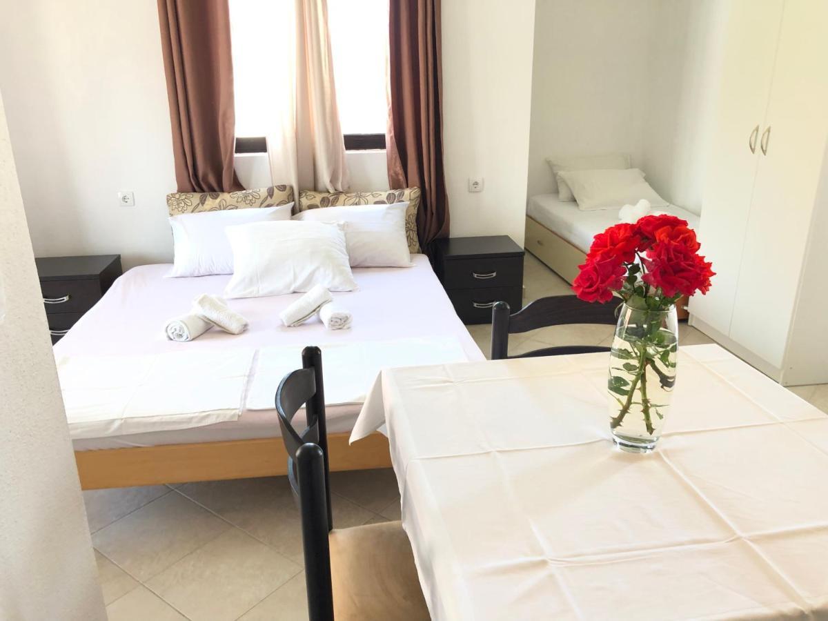 Apartments Radosevic 울친 외부 사진