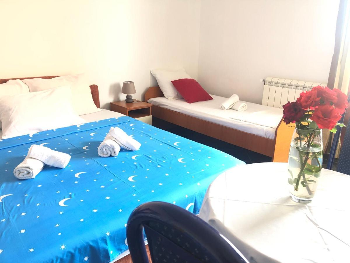 Apartments Radosevic 울친 외부 사진
