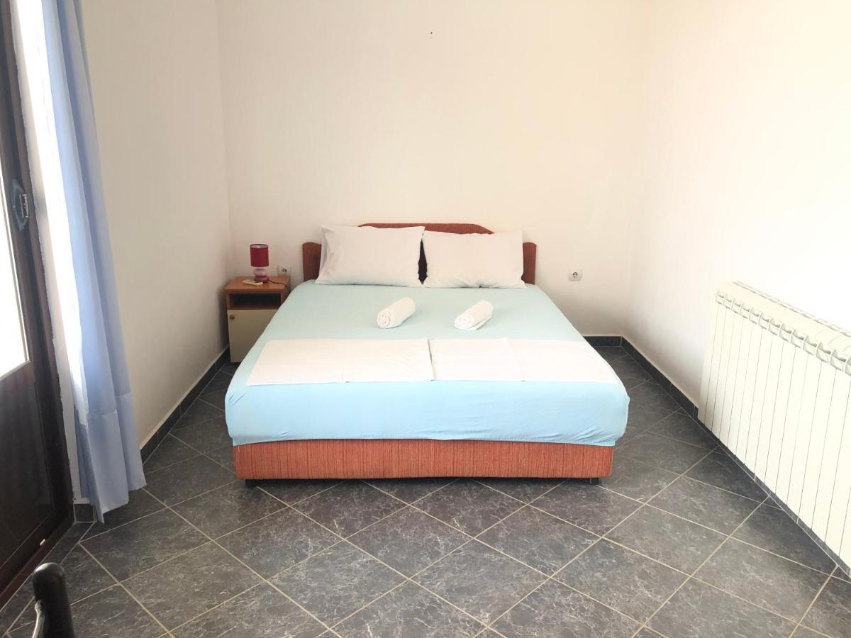 Apartments Radosevic 울친 외부 사진